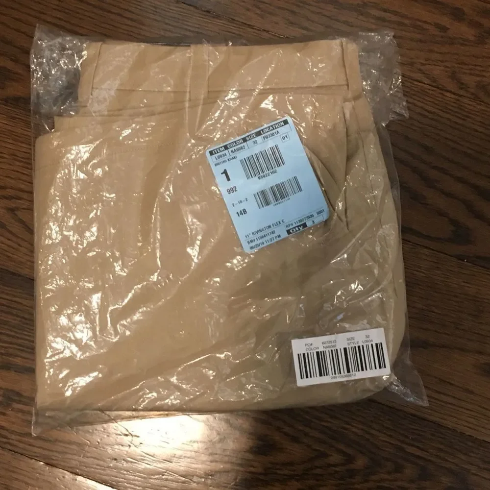 J. CREW Mercantile Flex Flat Front Khaki Shorts 32 - Picture 10 of 13